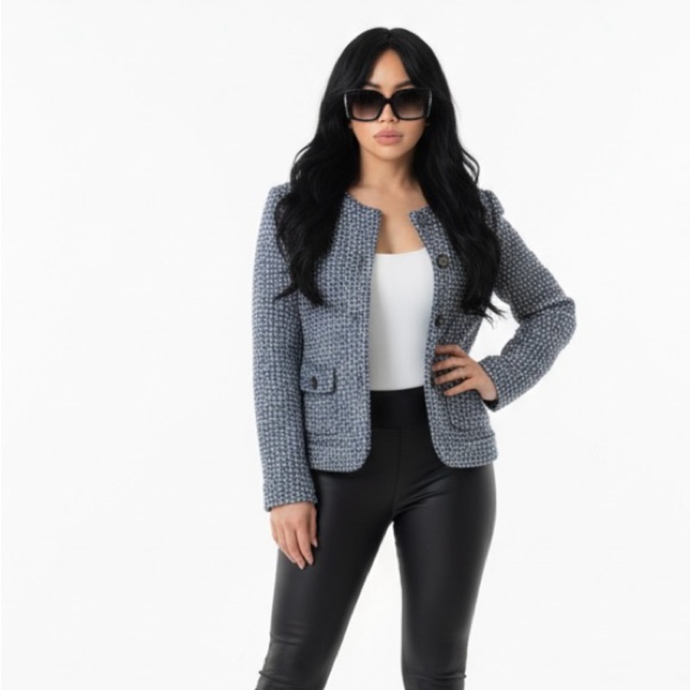 Elegant Blue Tweed Blazer
